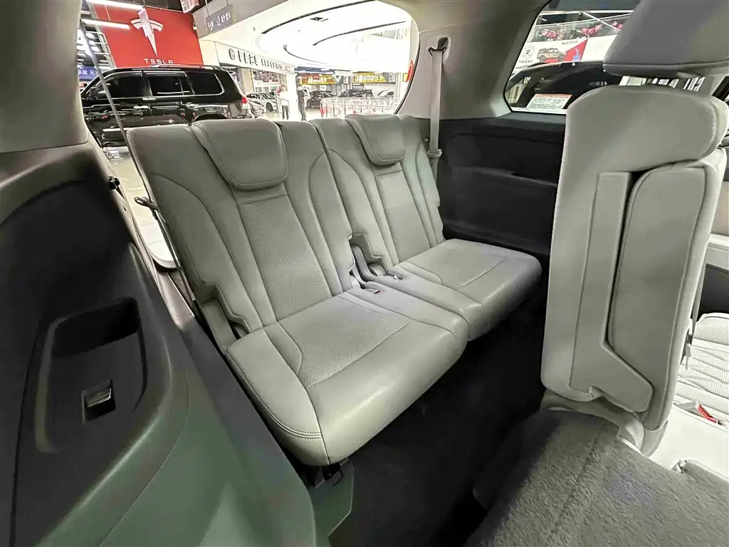 GAC Motor Trumpchi GS8 2023 — фото 32