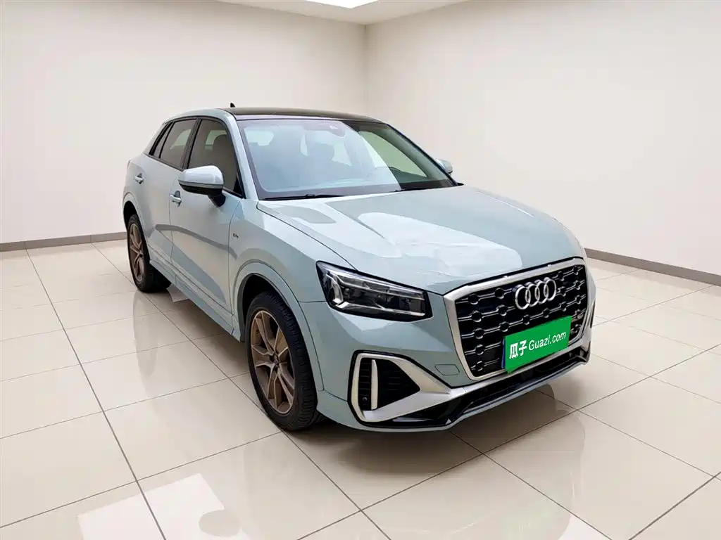 Audi Q2L 2023 — фото 3