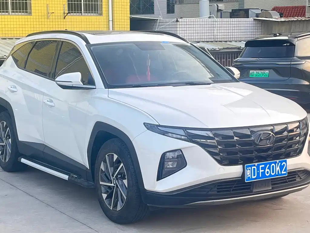 Hyundai Tucson 2023 — фото 3