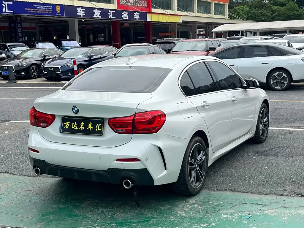 BMW 1 Series 2023