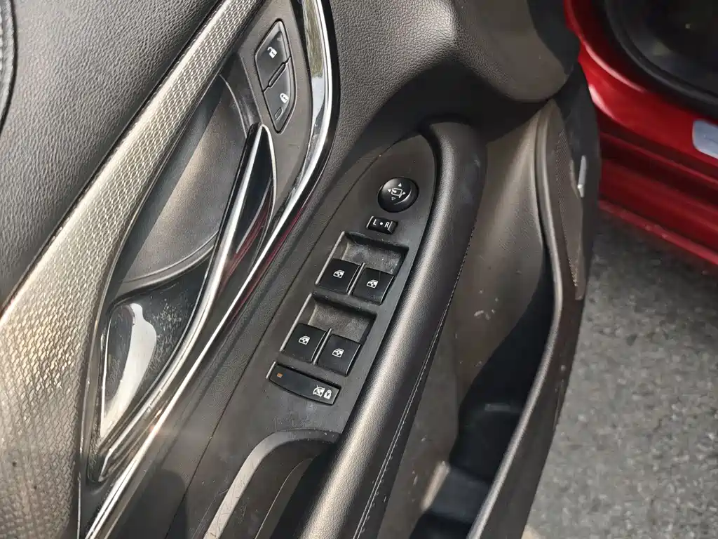 Cadillac ATS-L 2015 — фото 12
