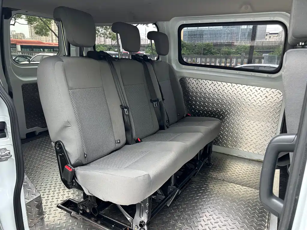 Ford Transit 2021 — фото 13