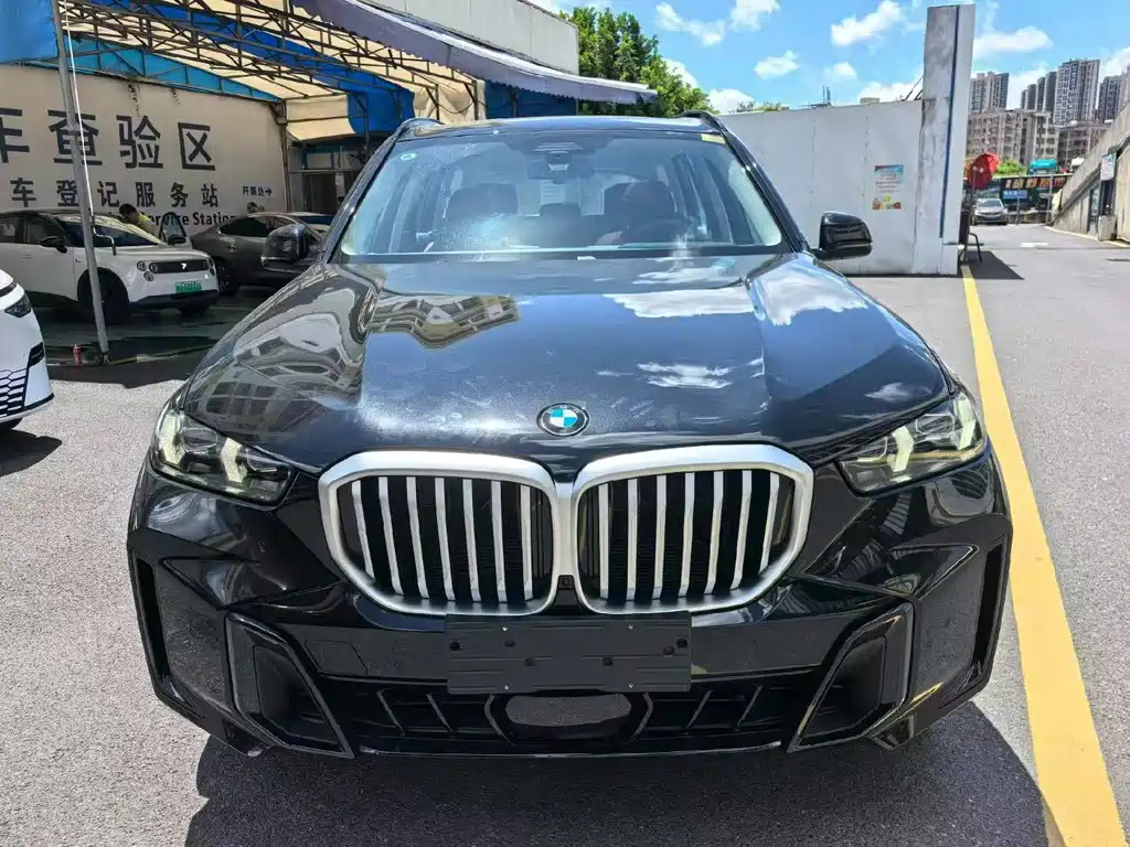 BMW X5 2026 — фото 1