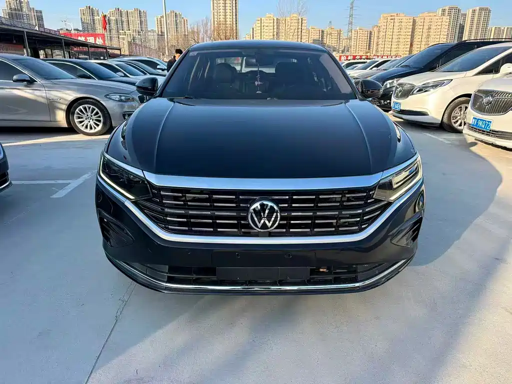 Volkswagen Passat 2021