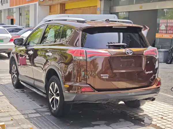 Toyota RAV4 2016