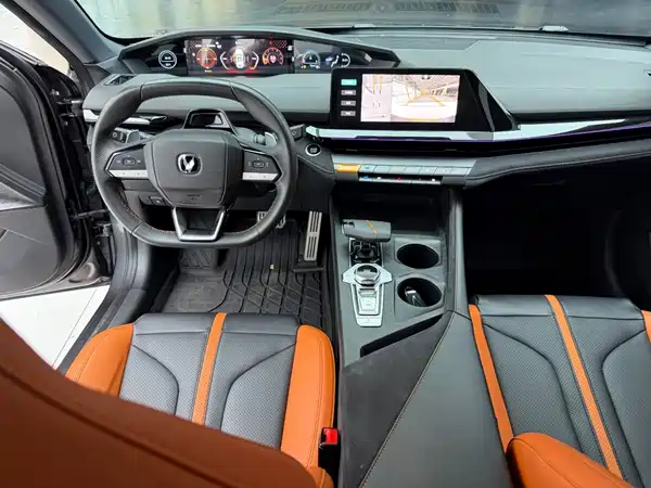 Changan UNI-V 2024