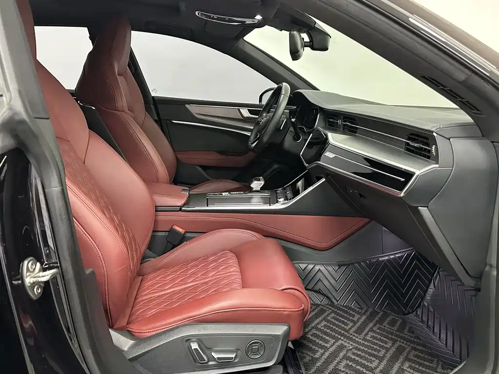 Audi A7L 2025 — фото 15