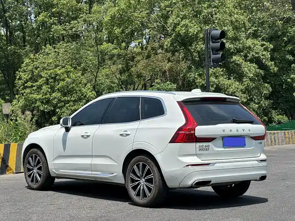 Volvo XC60 2019
