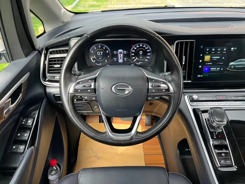 GAC Motor Trumpchi M8 2022 — фото 12