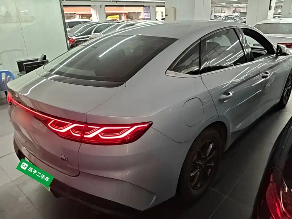 BYD Qin L 2025 — фото 6