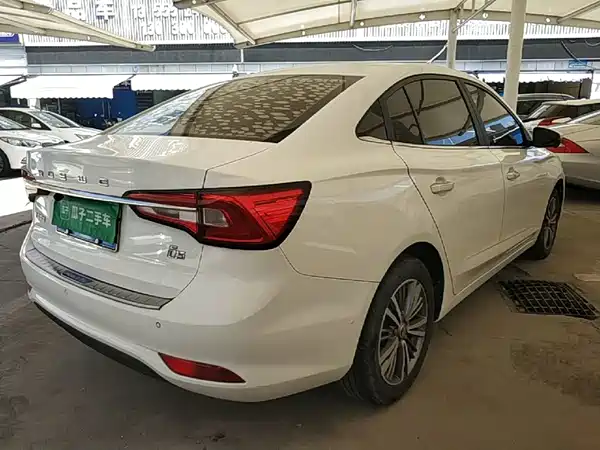 Roewe i5 2018