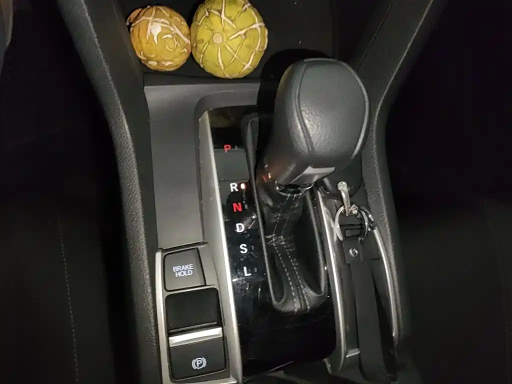 Honda Civic 2020 — фото 14