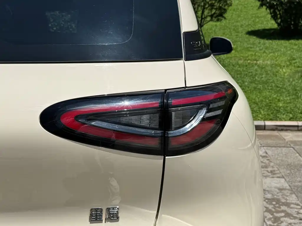 Geely Galaxy Starwish 2025