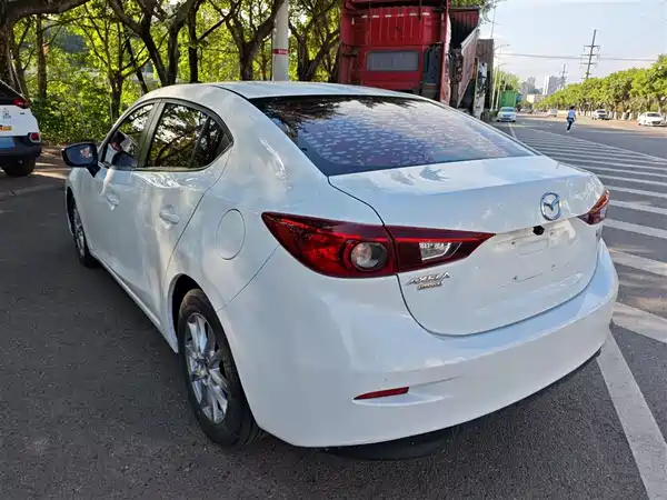 Mazda 3 Axela 2017