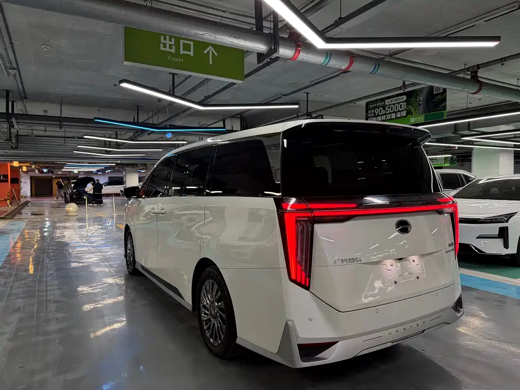 GAC Motor Trumpchi M8 2023 — фото 14