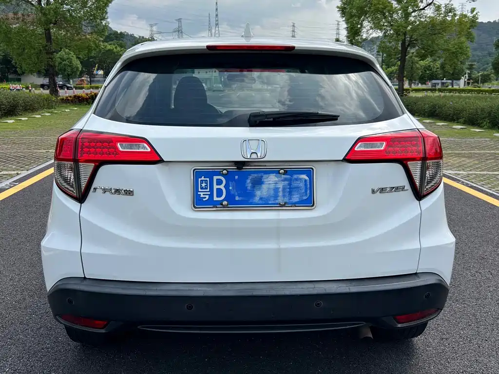 Honda Vezel 2022 — фото 4