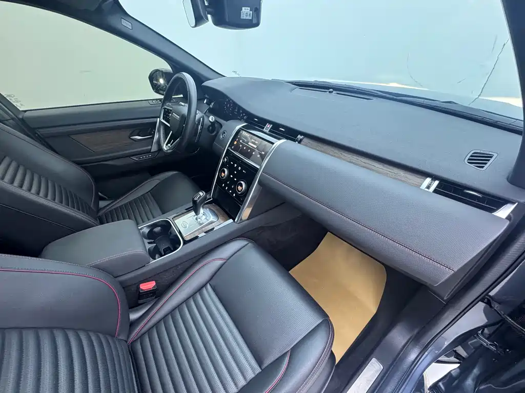 Land Rover Discovery Sport 2022 — фото 12