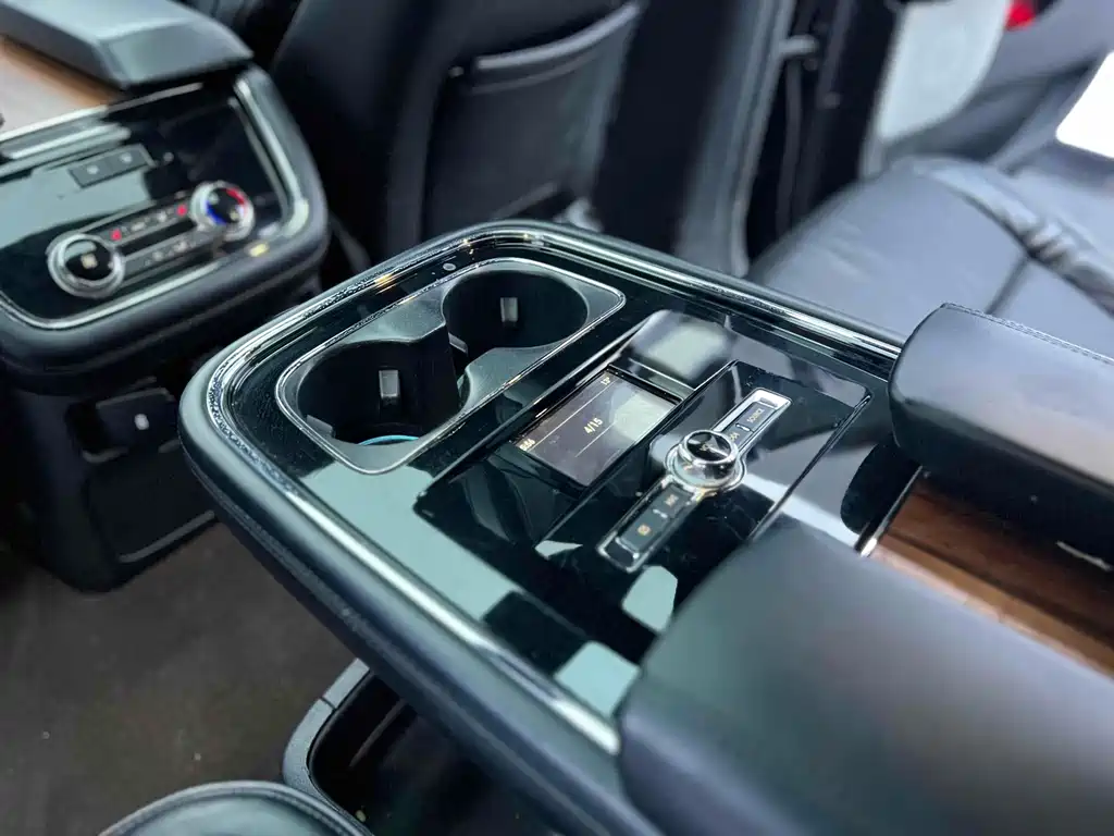 Lincoln Navigator 2019 — фото 14