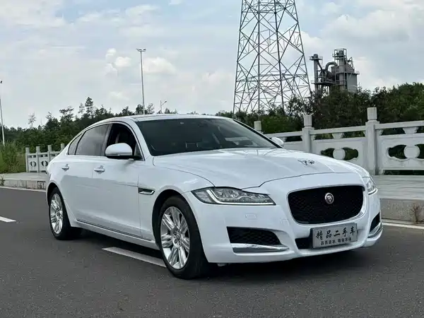 Jaguar XEL 2018