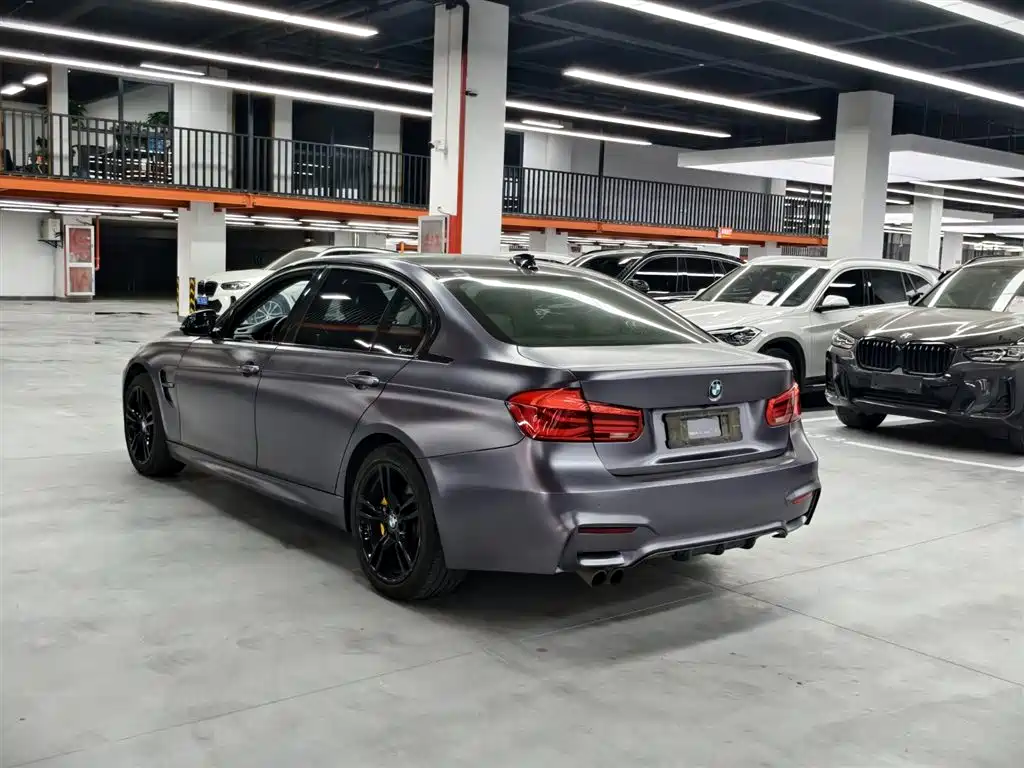 BMW 3 Series 2019 — фото 16