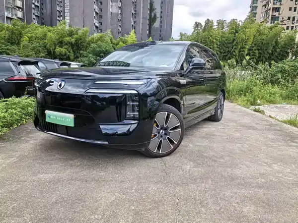 Denza N8L 2025
