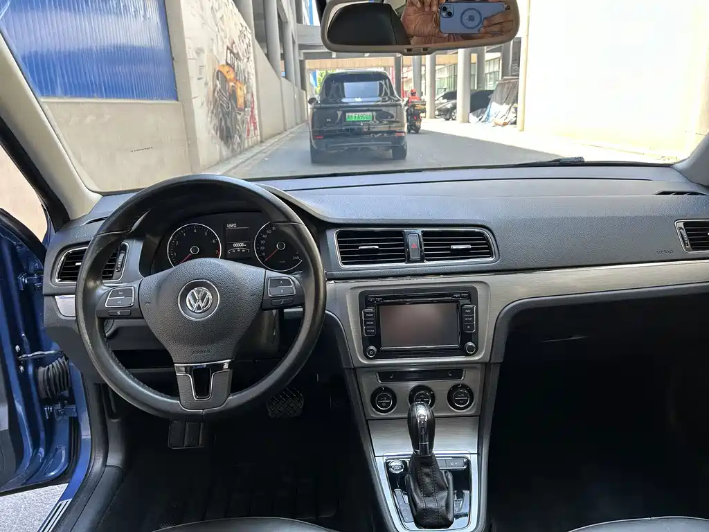Volkswagen Lavida 2016