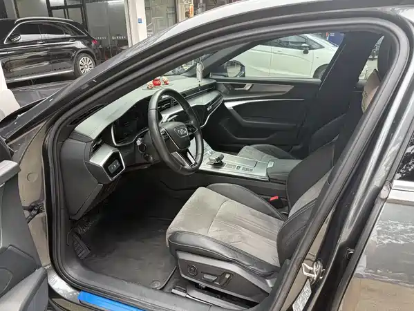 Audi A6L 2021