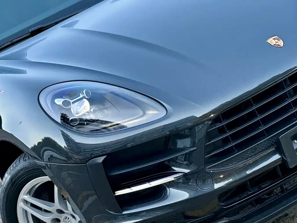 Porsche Macan 2019 — фото 10