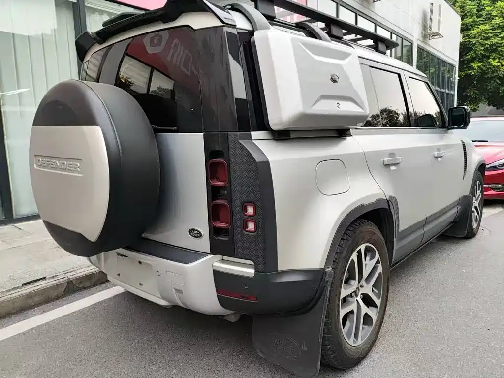 Land Rover Defender 2020 — фото 3