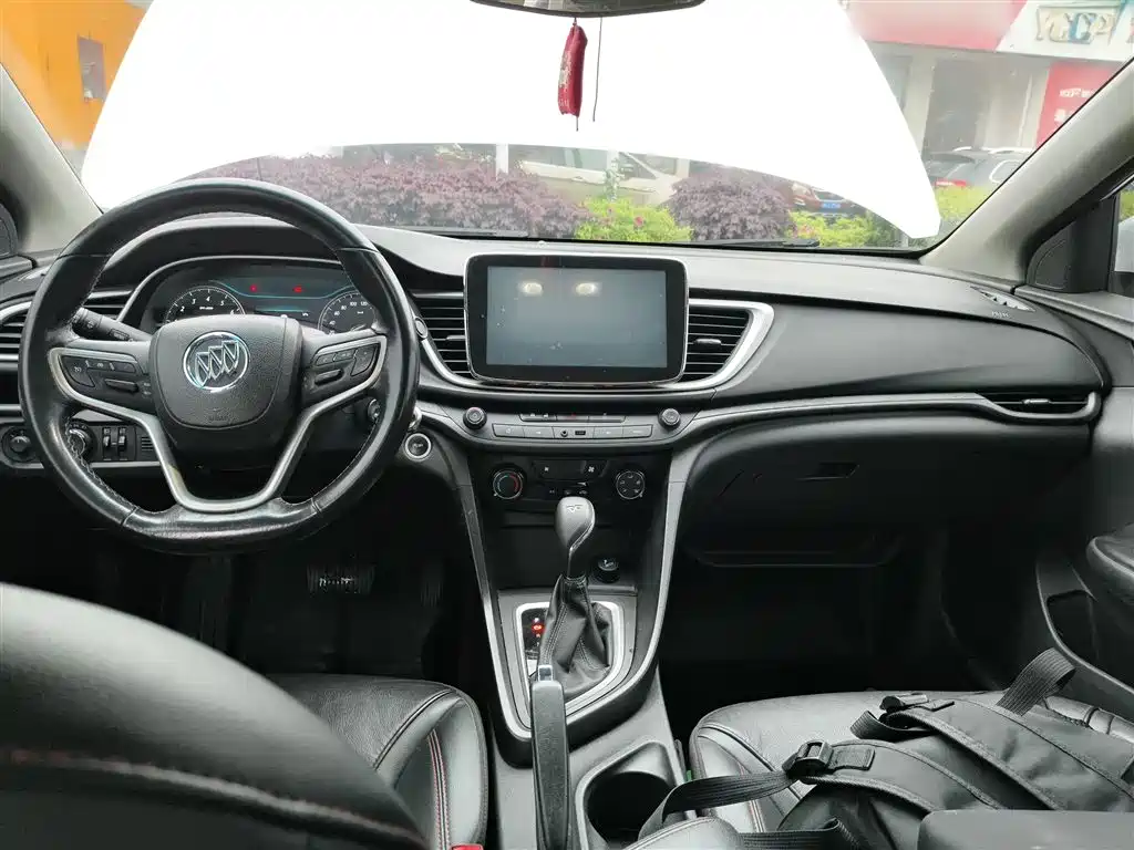 Buick Excelle 2018 — фото 10