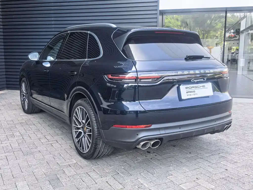 Porsche Cayenne 2019 — фото 7