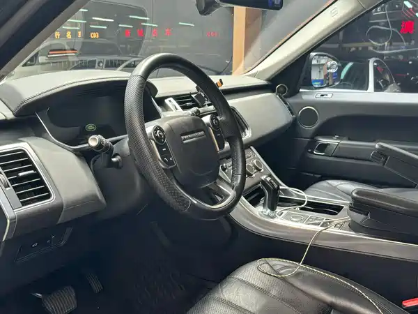 Land Rover Range Rover Sport 2016