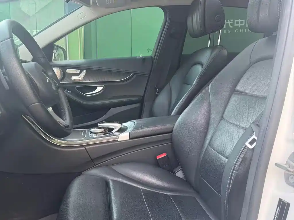 Mercedes-Benz C-Class 2018