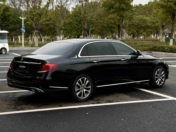 Mercedes-Benz E-Class 2019
