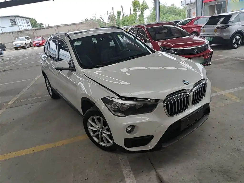 BMW X1 2017 — фото 4