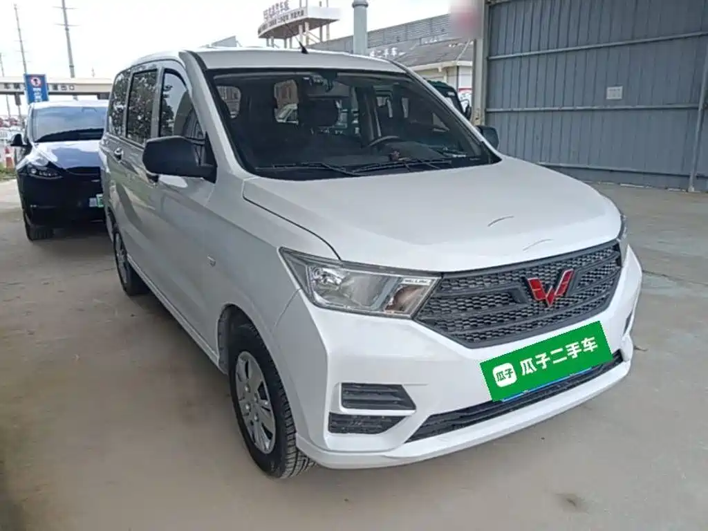 Wuling Hongguang 2024