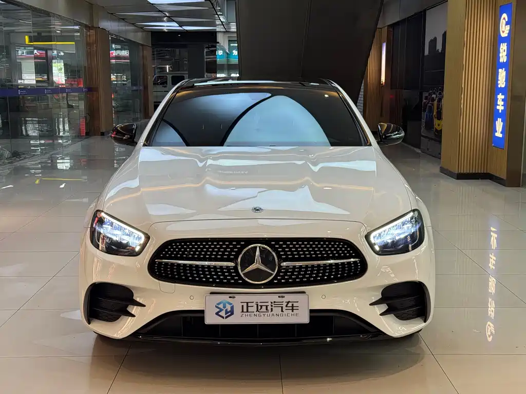 Mercedes-Benz E-Class 2022