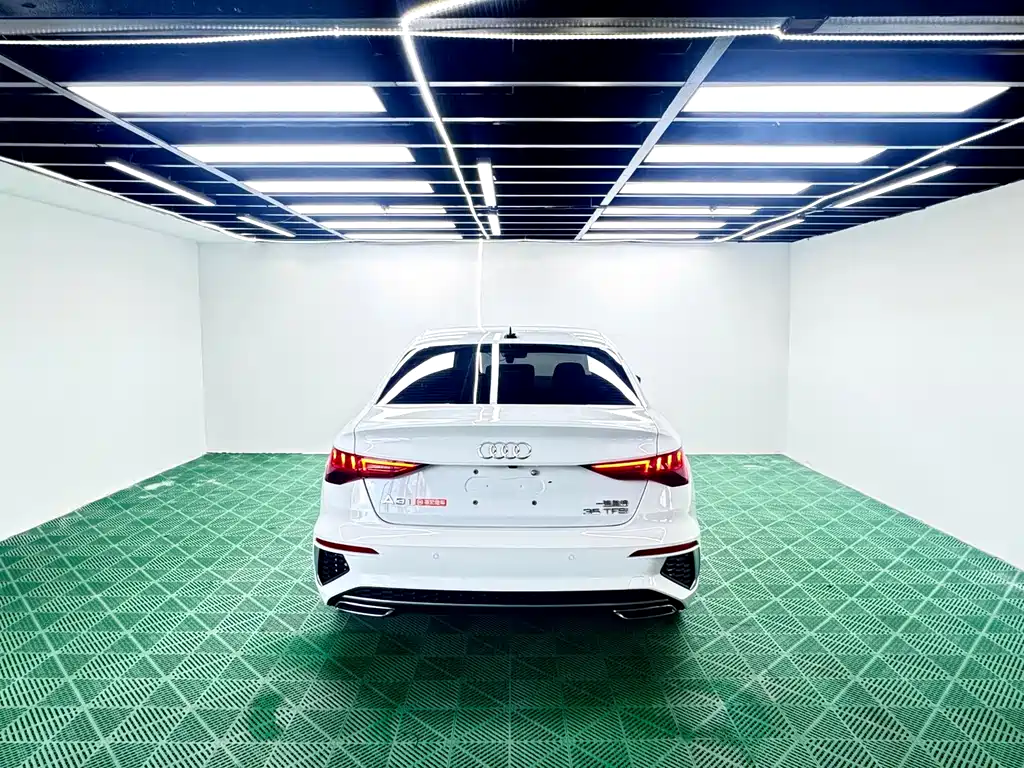 Audi A3 2022 — фото 5