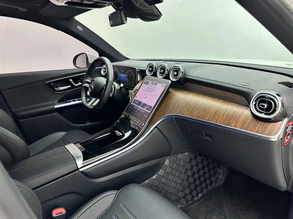 Mercedes-Benz GLC 2023 — фото 11