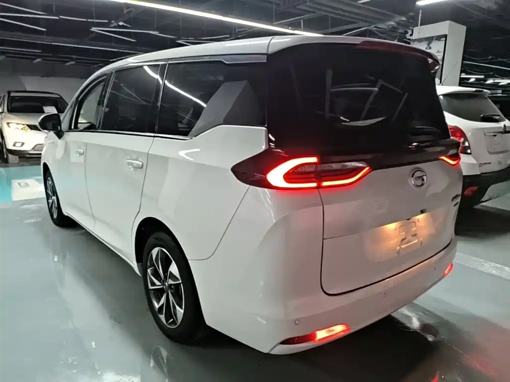 GAC Motor Trumpchi M6 2023 — фото 5