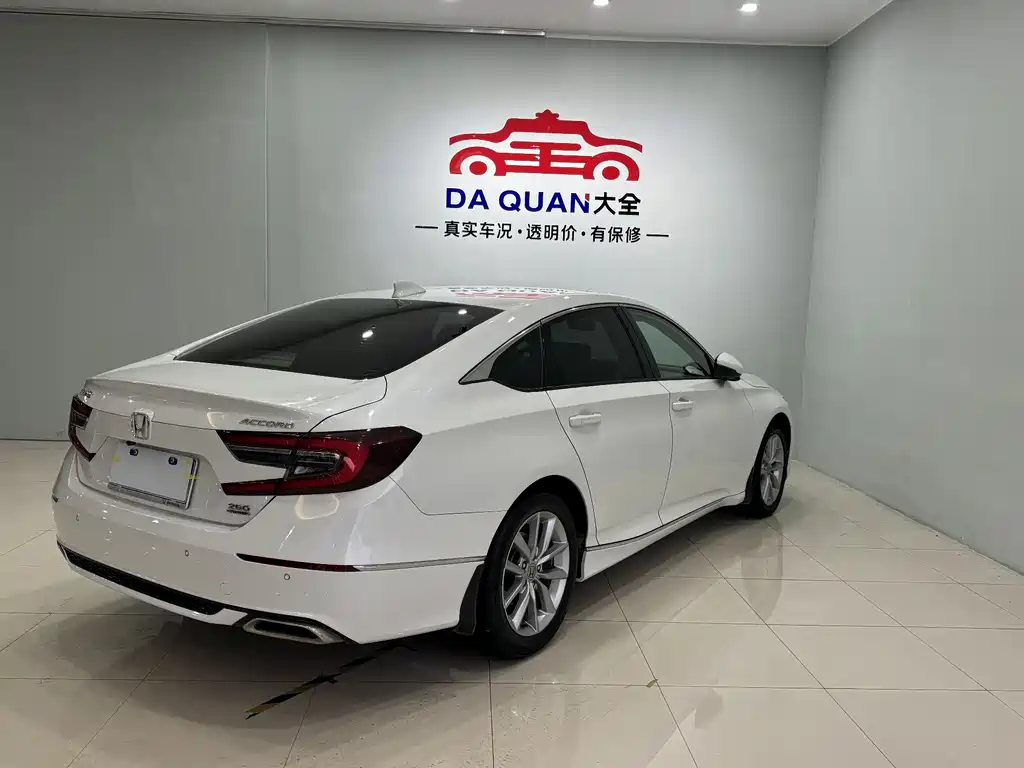 Honda Accord 2022 — фото 15