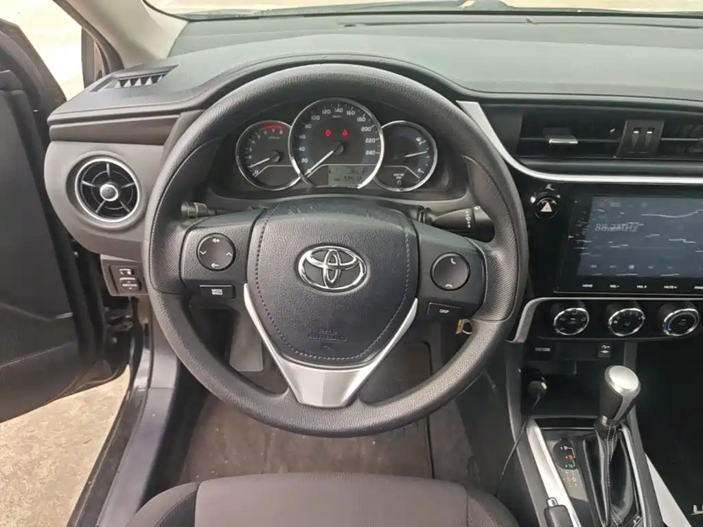 Toyota Levin 2017 — фото 11