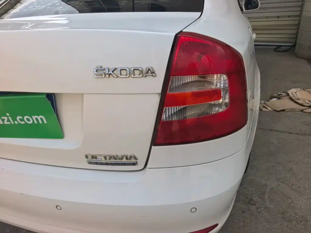 Skoda Octavia 2015 — фото 8