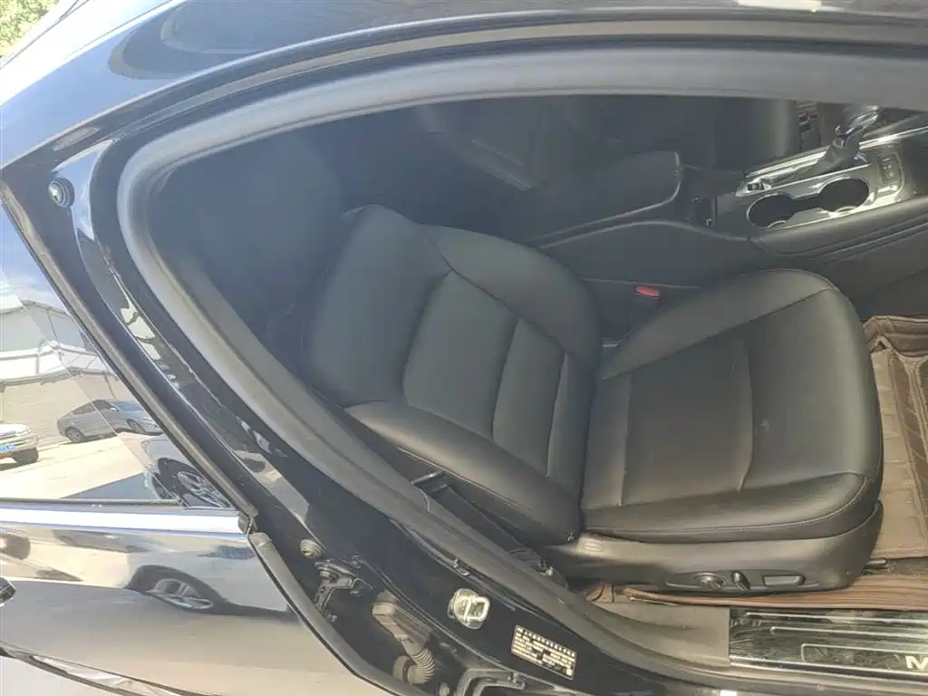 Chevrolet Malibu XL 2021 — фото 25