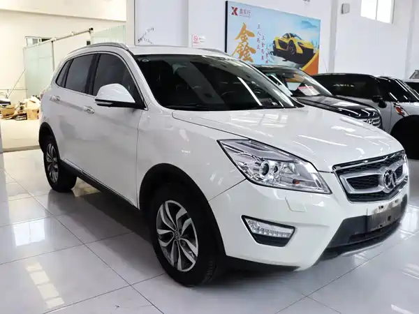 BAIC Shenbao X65 2015