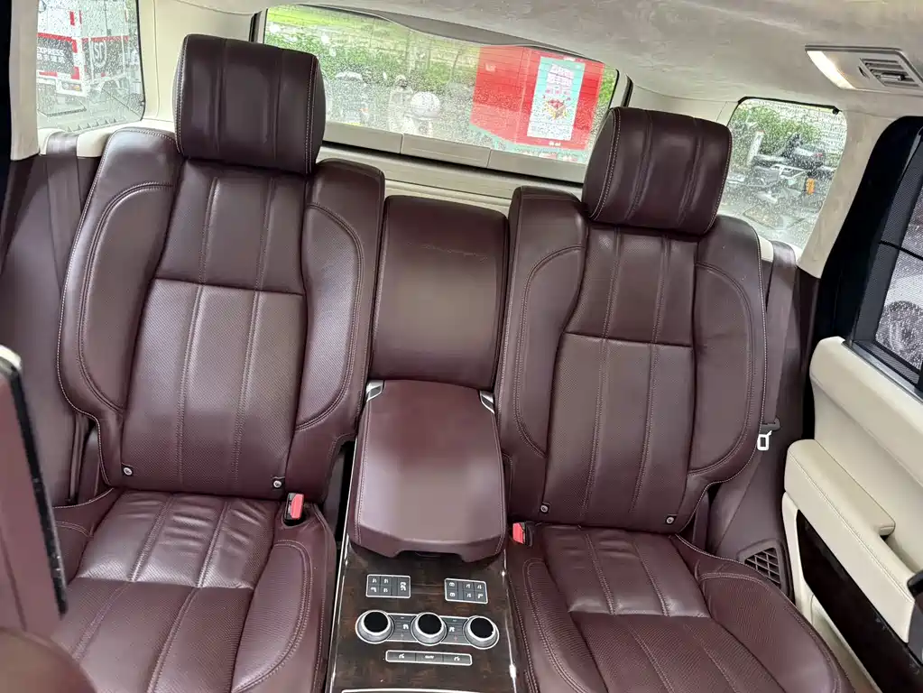 Land Rover Range Rover 2018 — фото 13