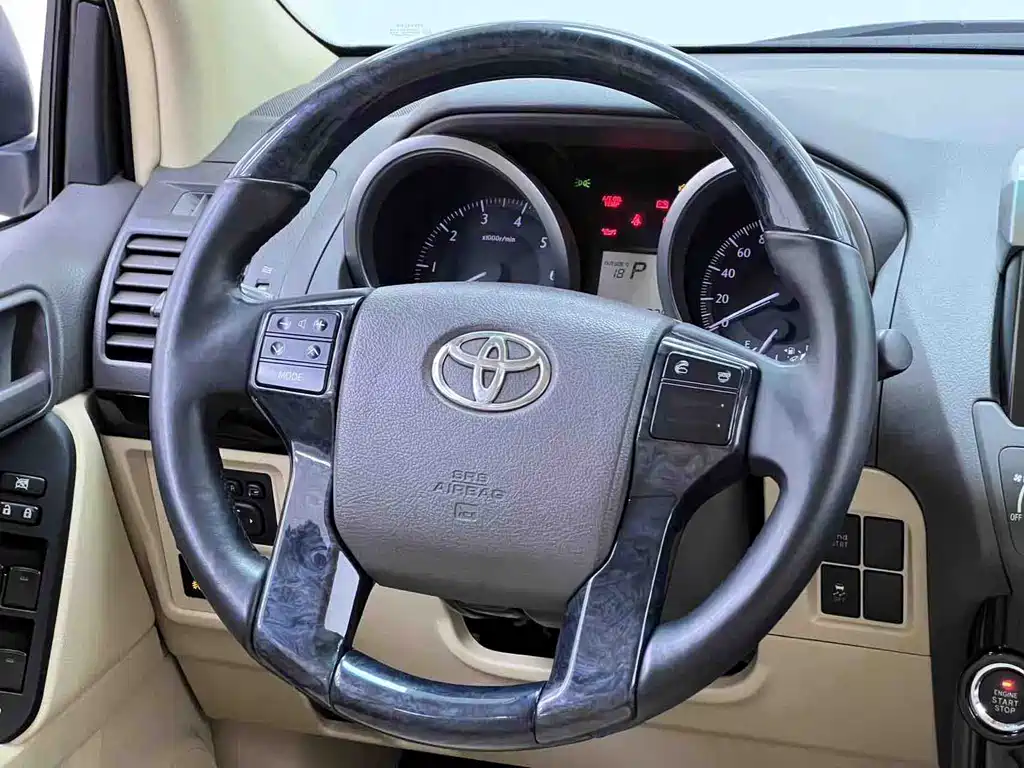 Toyota Prado 2017 — фото 18