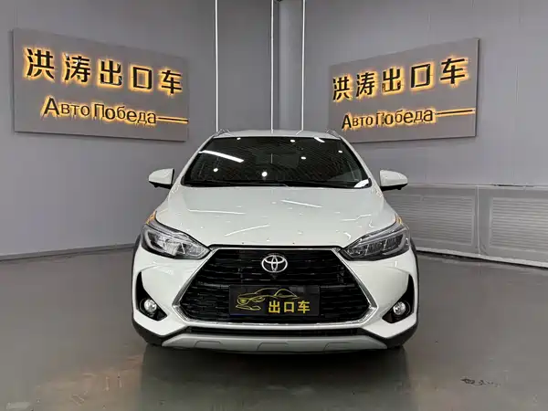 Toyota Yaris L 2022