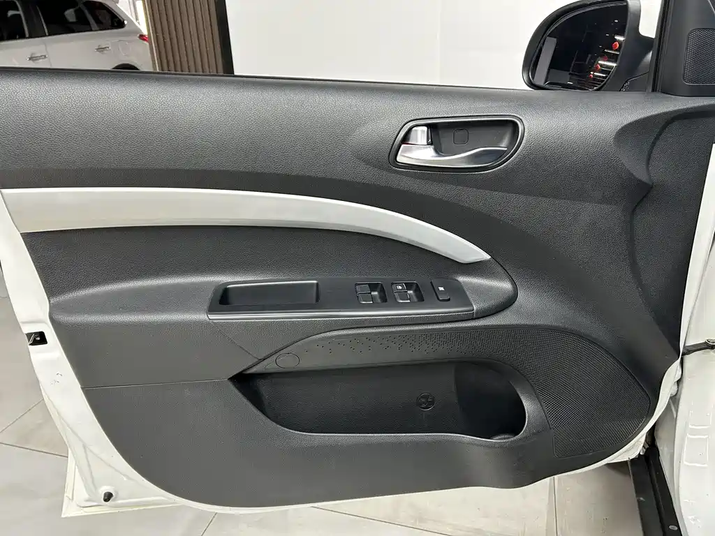Kia KX1 2019 — фото 19