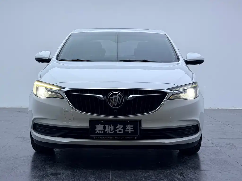 Buick Excelle 2019 — фото 1